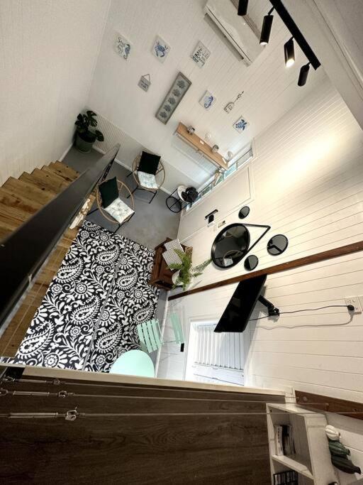 New! Sea Joley Tiny Home Nelly Bay ภายนอก รูปภาพ